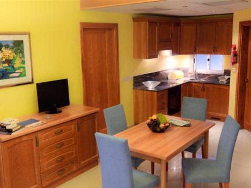 Ax Sunny Coast & Aparthotel 4*
